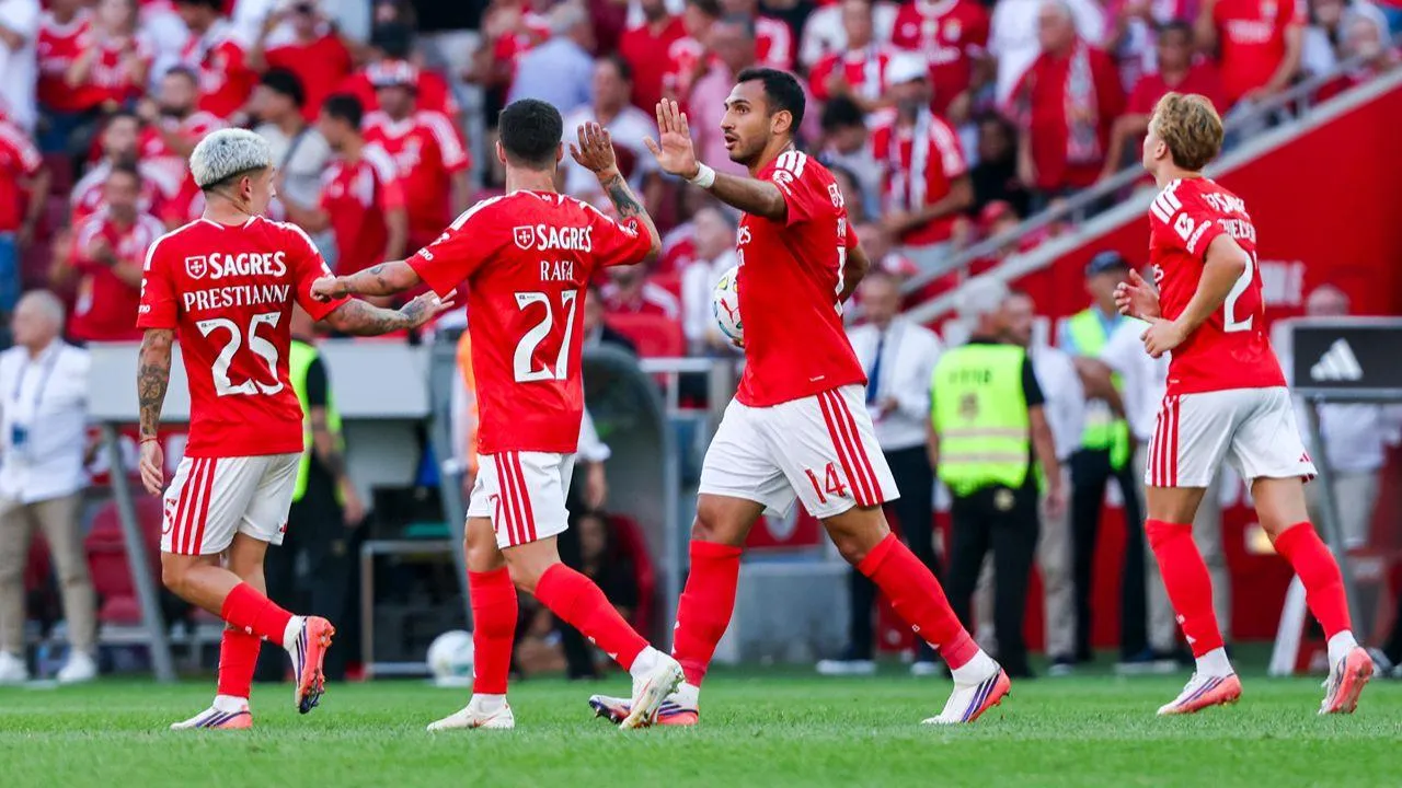 Benfica vence Gil Vicente por 3-1 com brilharete de Pavlidis e Prestianni - Terceiro Anel