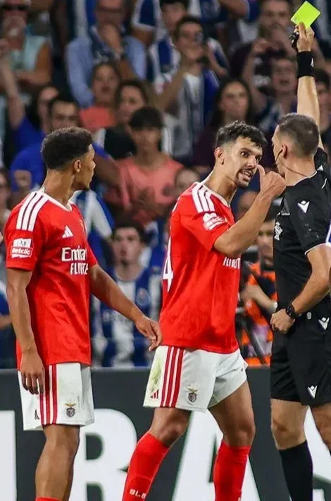 Benfica vai expor incidente entre Samu e Bah no clássico - Terceiro Anel